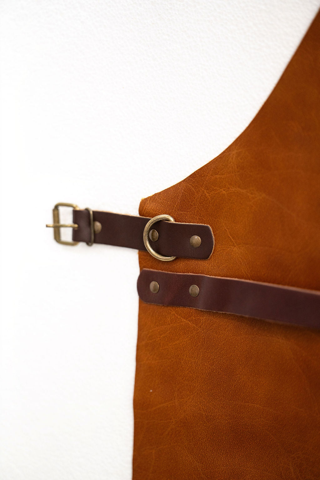 Vintage Saddle Brown Leather Apron – Signature Premium Work Apron (80×60 cm)