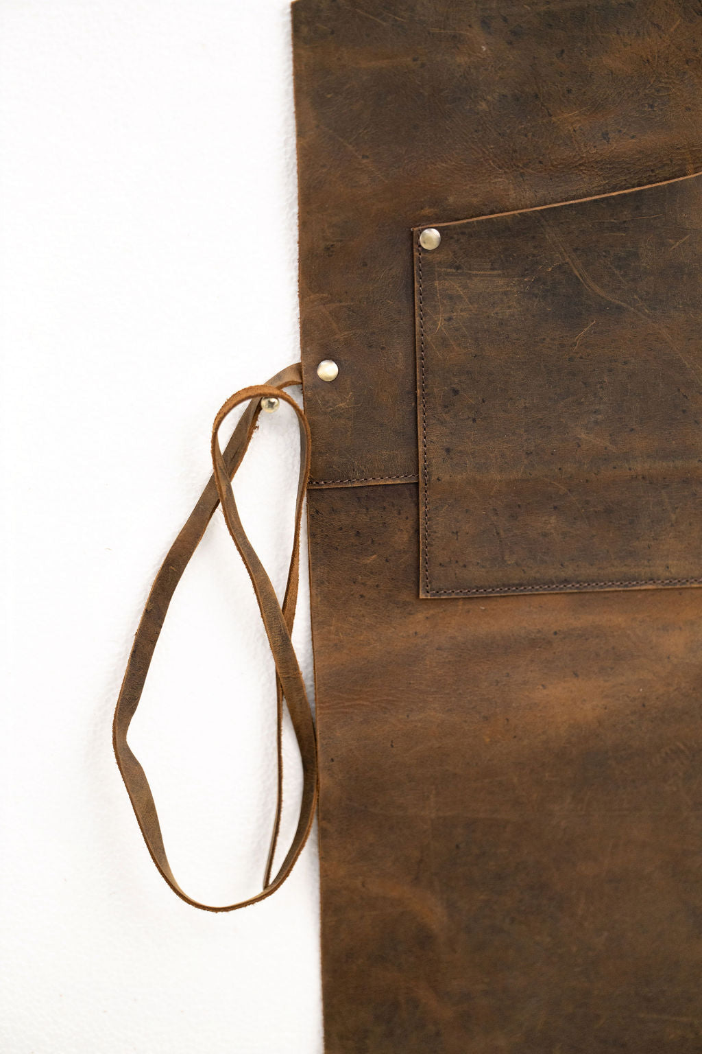 Vintage Brown Leather Apron – Heavy Duty Work Apron with Pockets (80×60 cm)