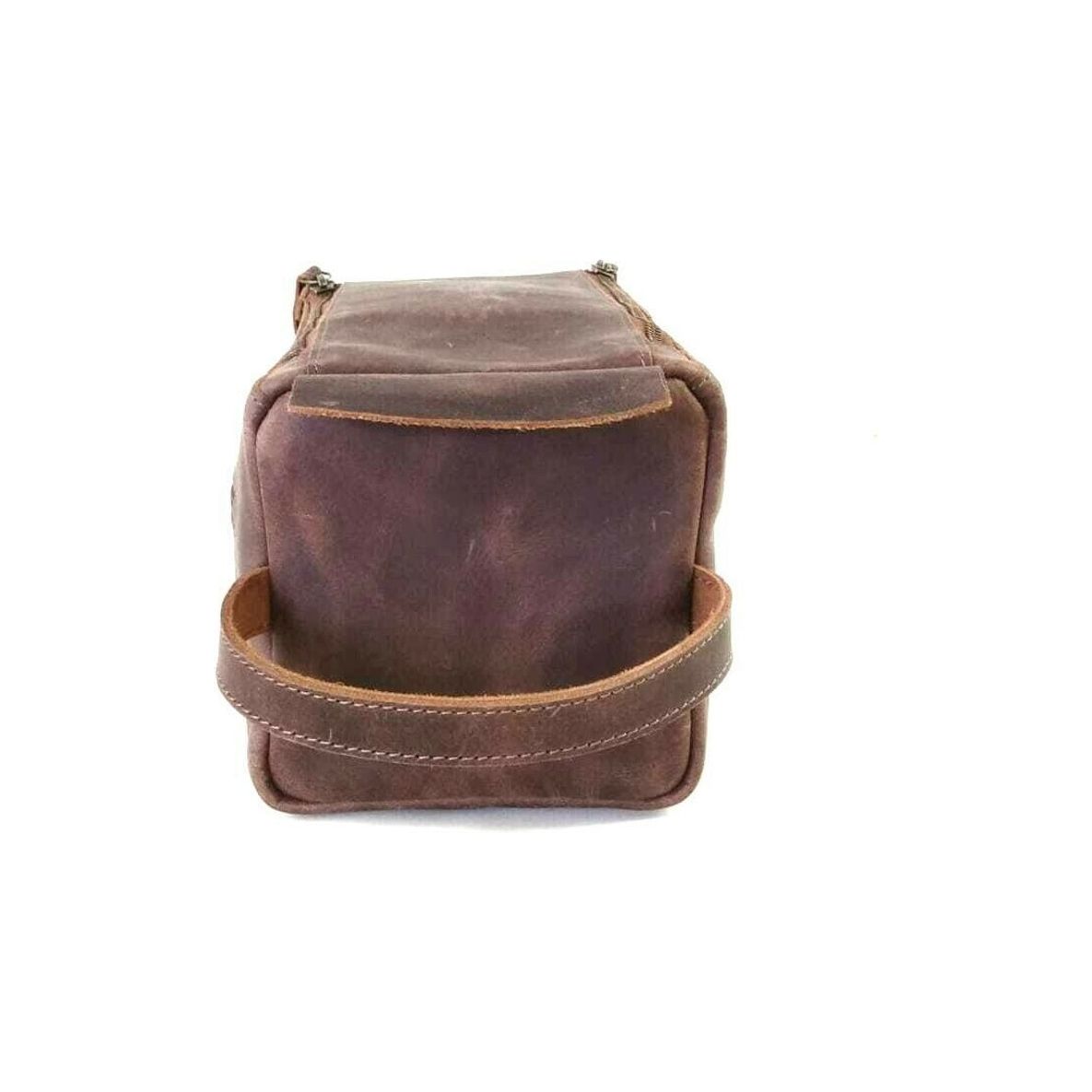 Melbourne Leather Co Leather dopp kit, Personalized groomsmen gift, leather dopp kit, mens leather toiletry bag, mens dopp kit, mens toiletry bag - LB13