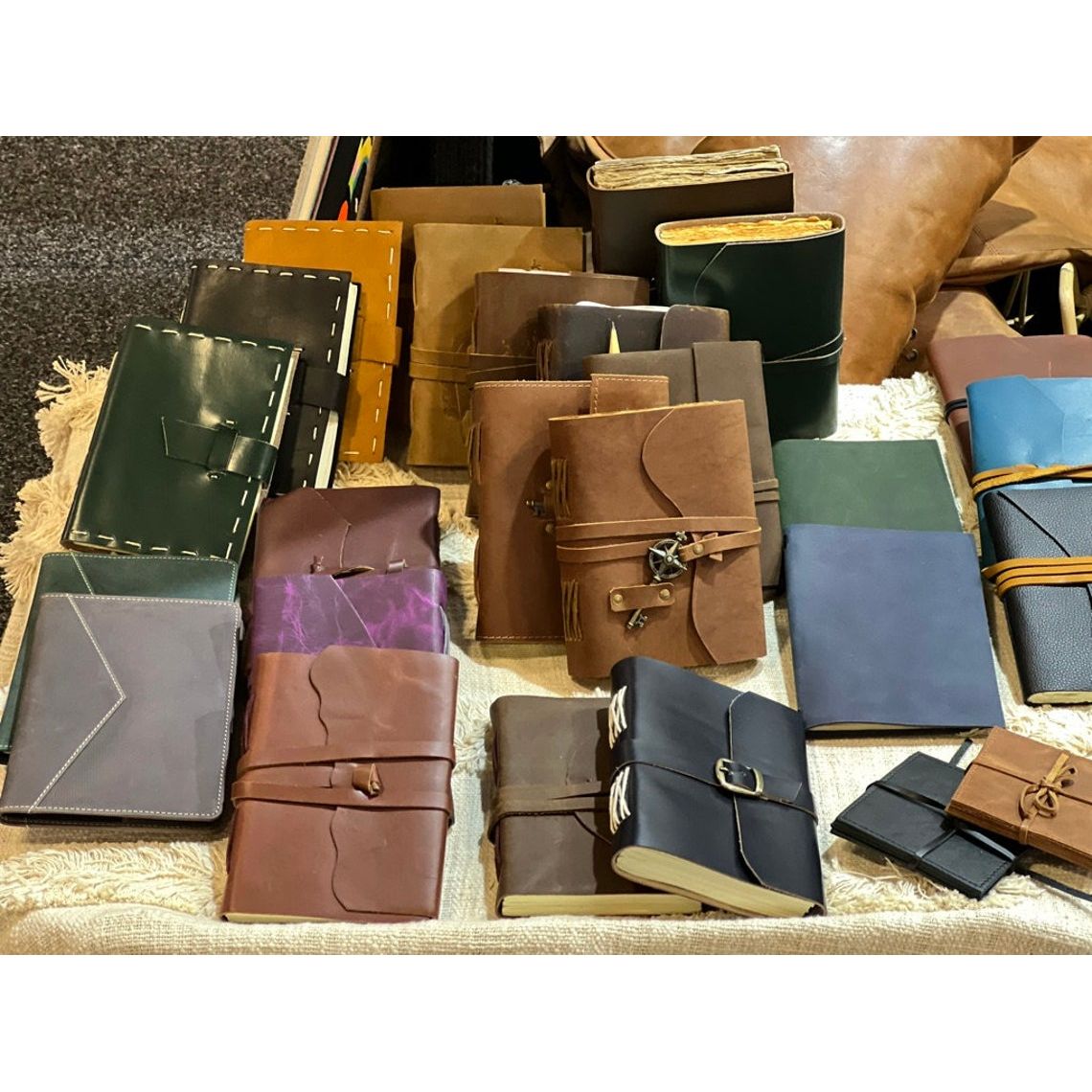 Melbourne Leather Co Set of 4* A5 Leather Journals Notebook Sketch Book Travel Holiday Journal Gift for Her Him Christmas Fathers Mothers Day - LJ14