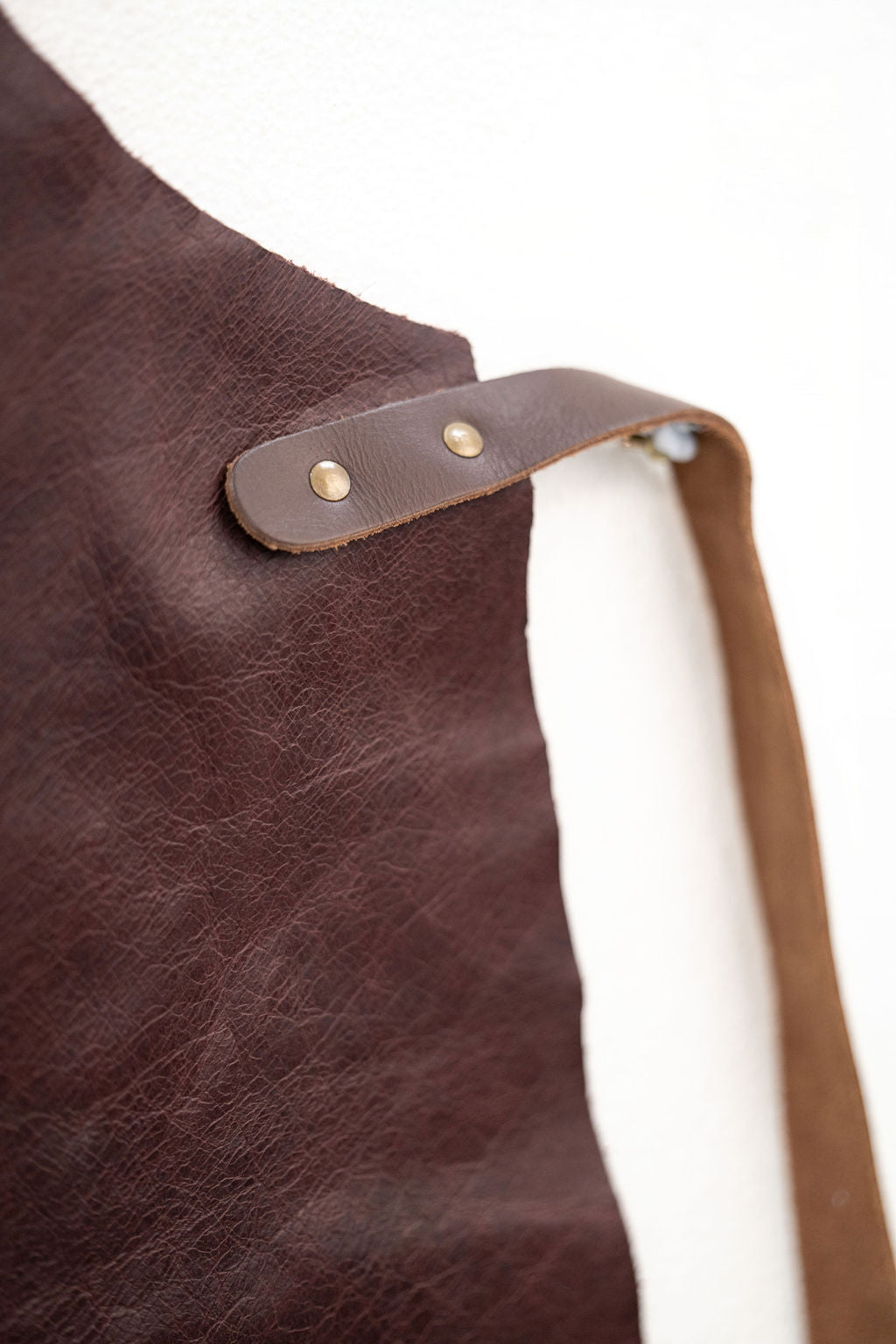 Espresso Brown Leather Apron – Signature Premium Work Apron (80×60 cm)