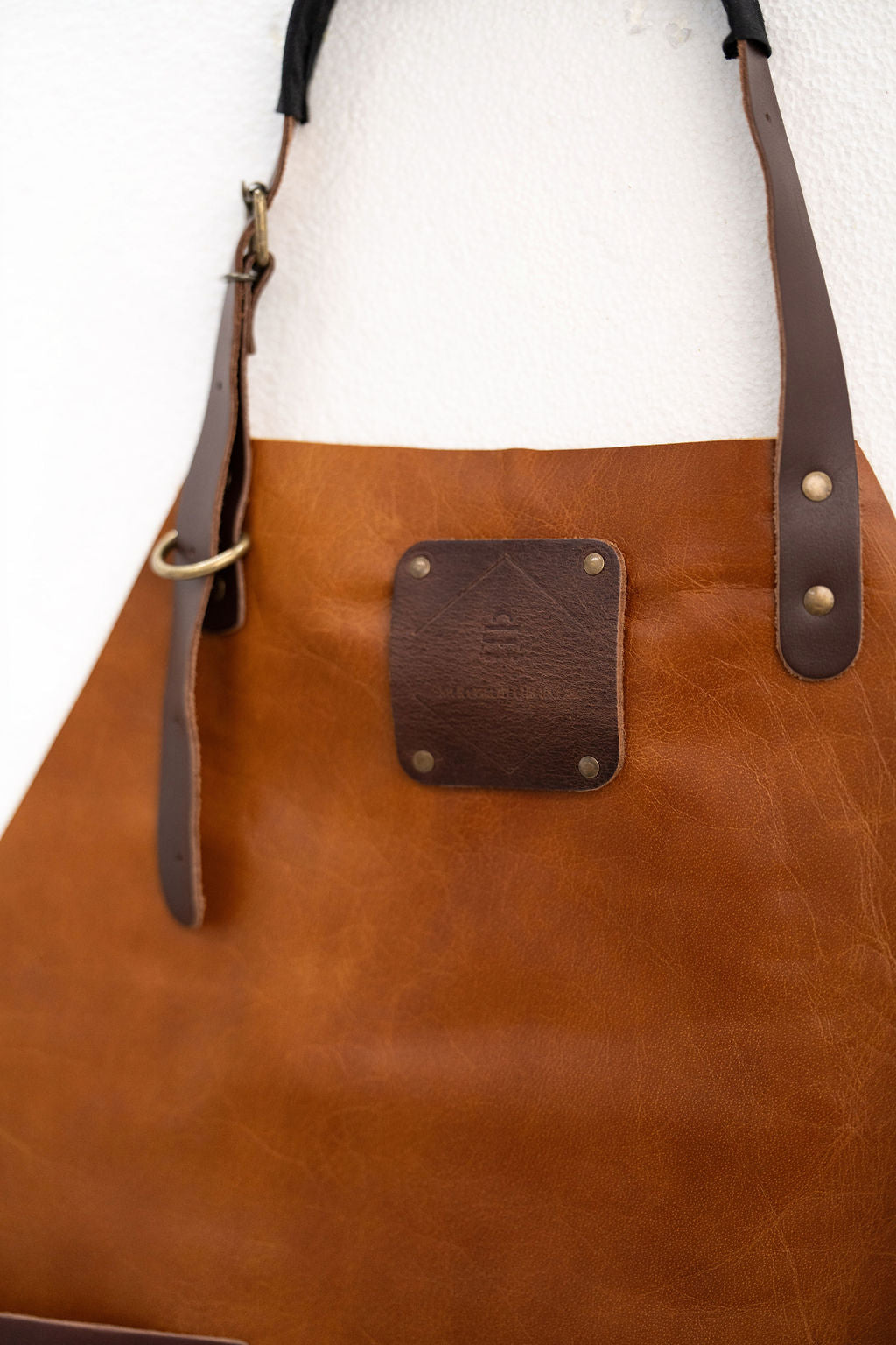 Vintage Saddle Brown Leather Apron – Signature Premium Work Apron (80×60 cm)