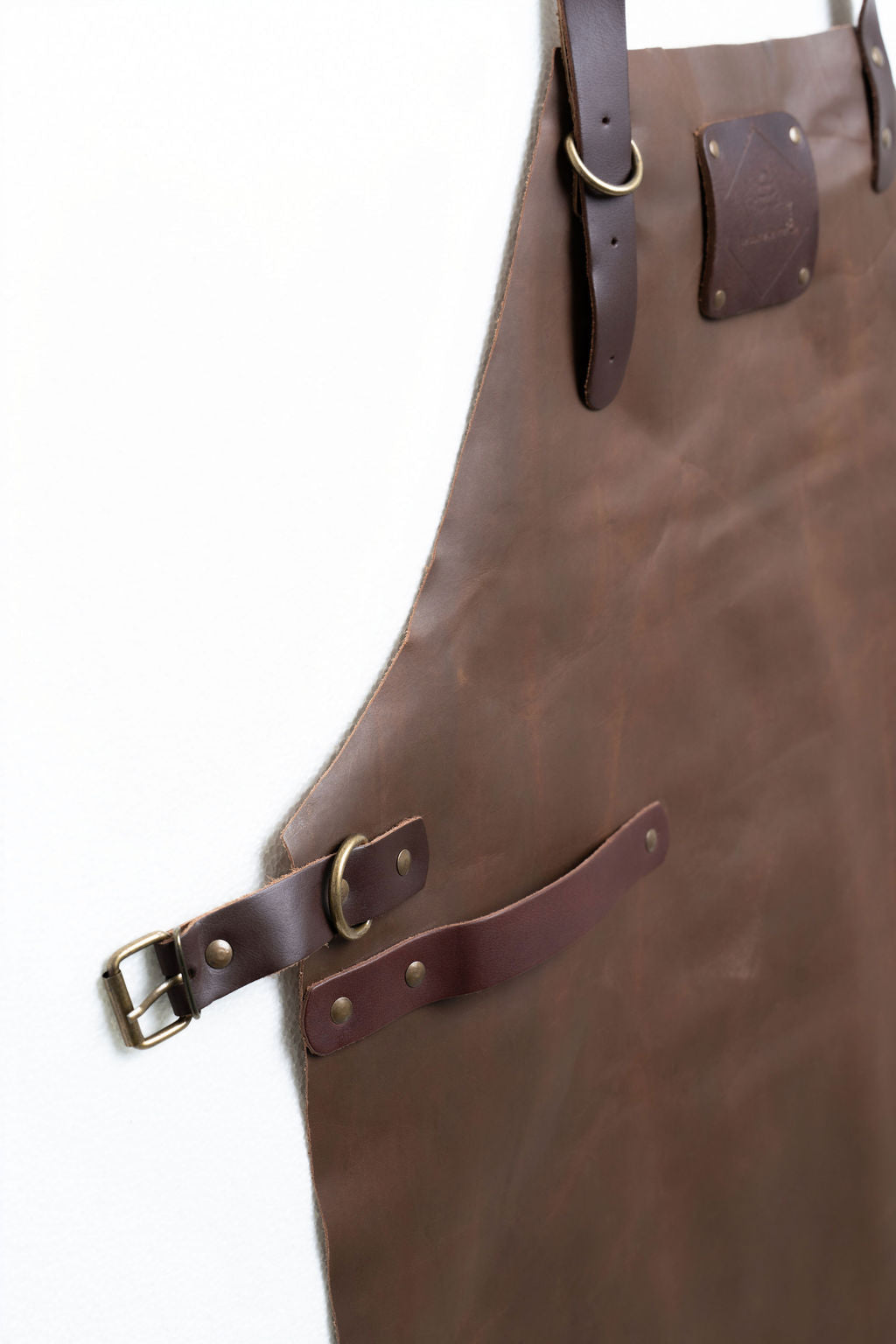 Premium Full-Length Leather Apron – Adjustable Straps (Brown)