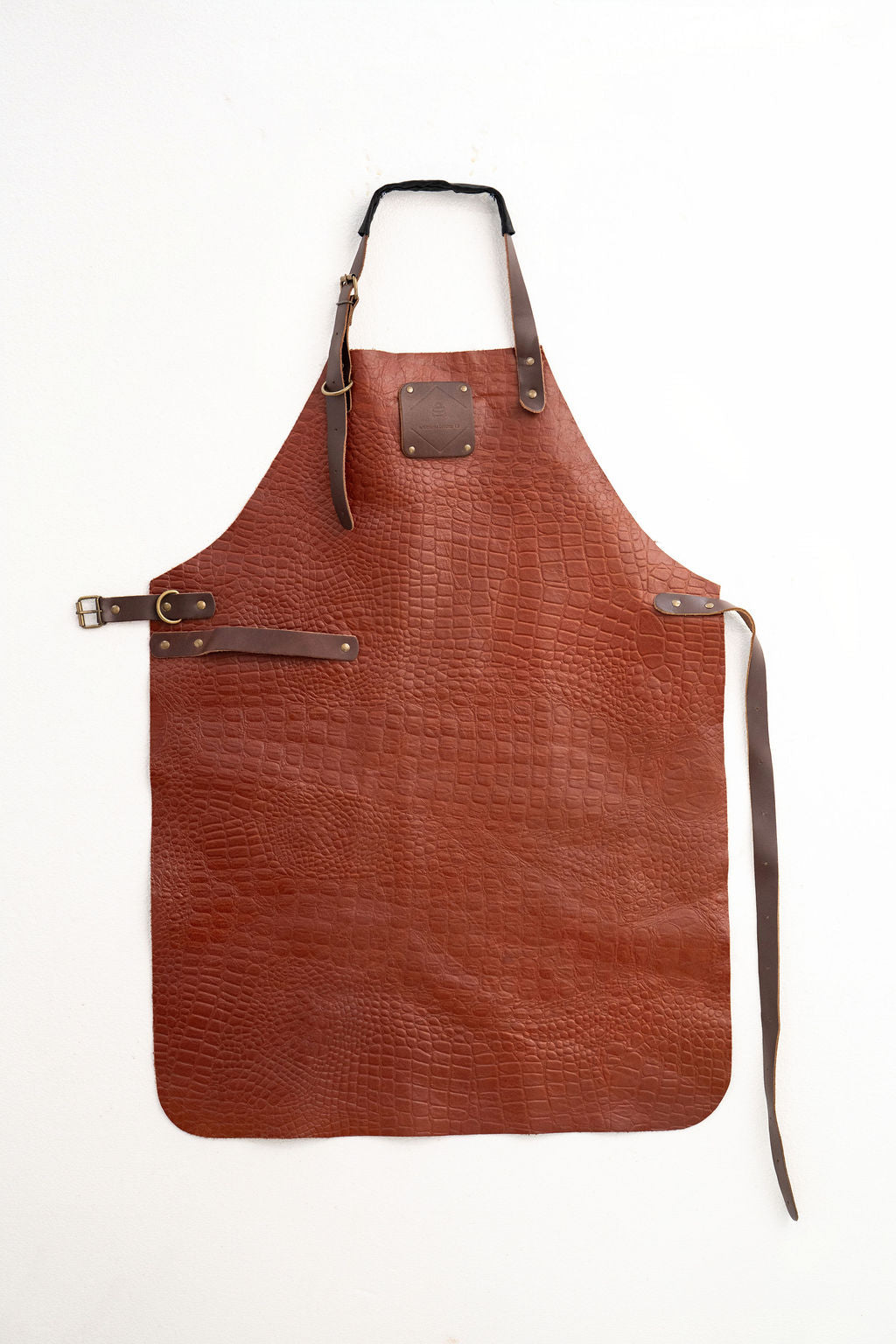 Croc Embossed Leather Apron – Premium Textured Work Apron (80×60 cm)