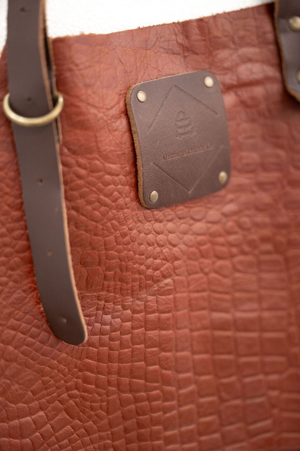 Croc Embossed Leather Apron – Premium Textured Work Apron (80×60 cm)