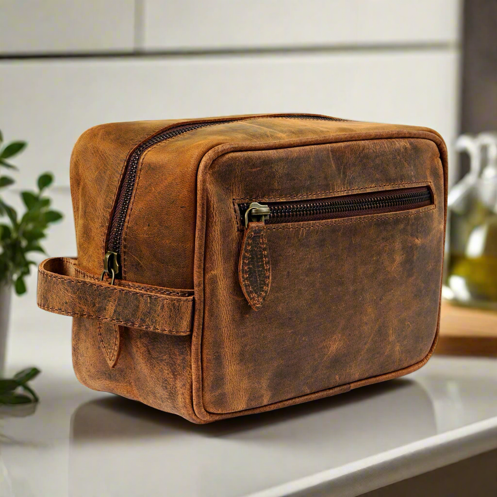 Rustic Groomsmen Essential Personalized Leather Dopp Kit