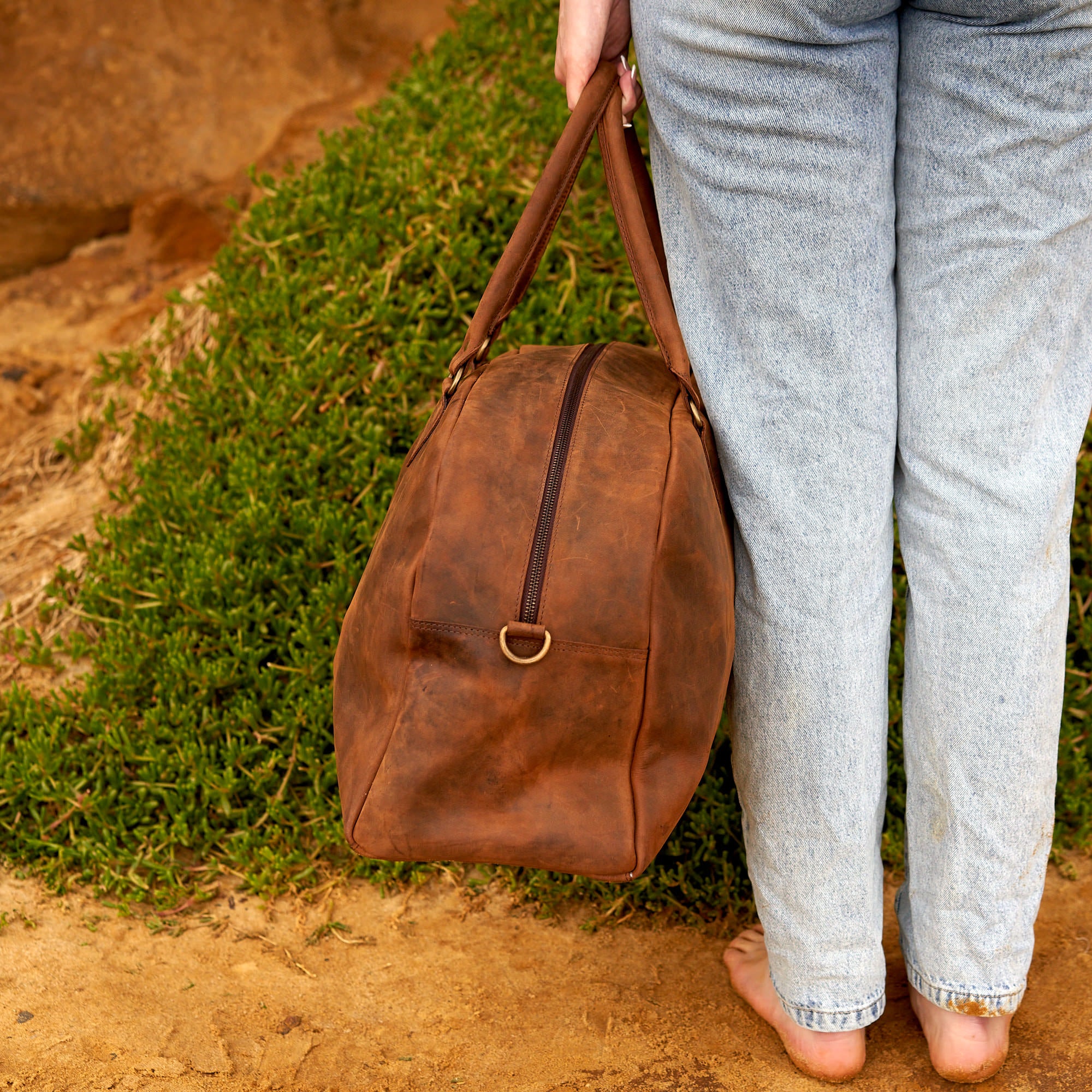 Rustic Traveller Handmade Leather Duffle Weekender Bag