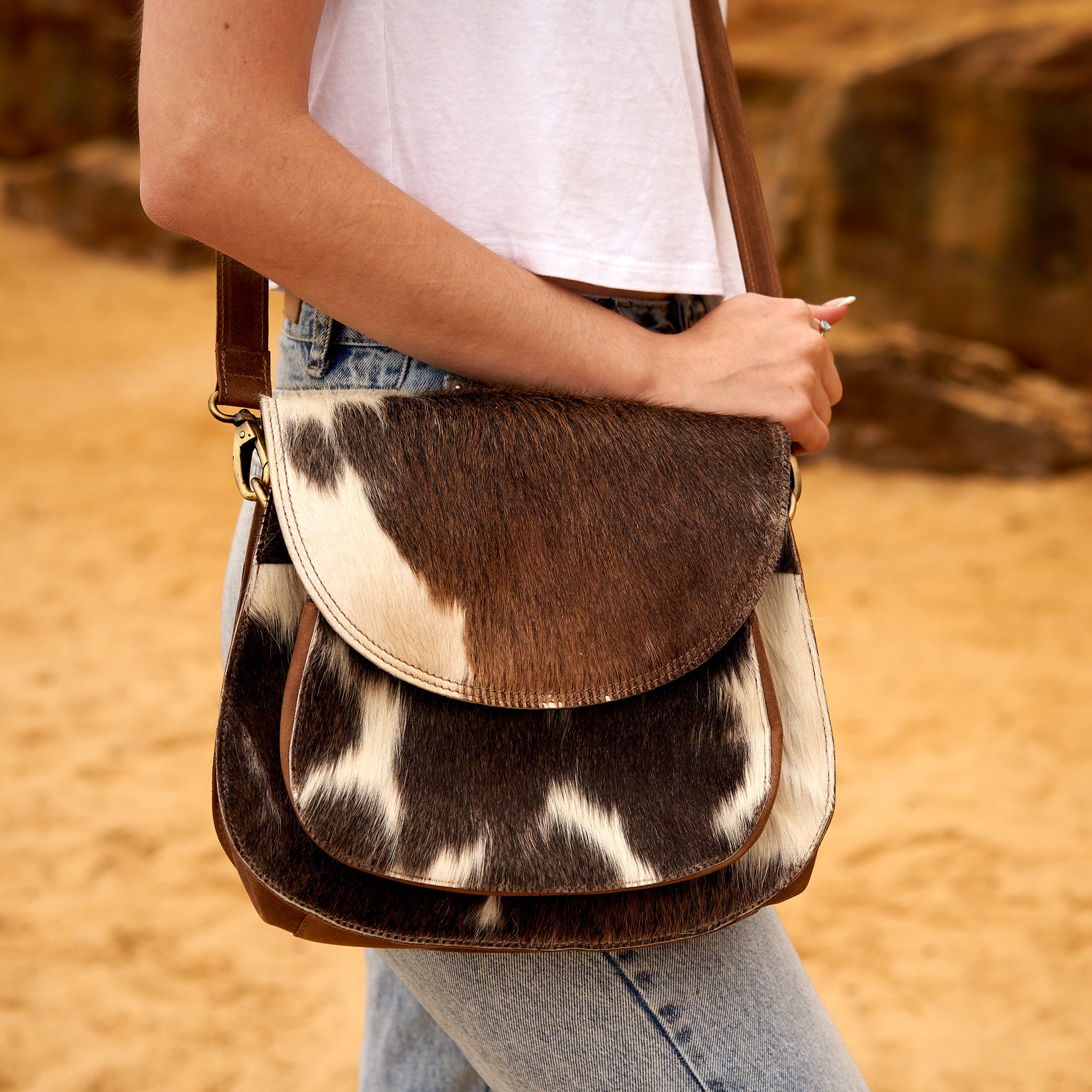 Cowhide Leather Crossbody Messenger Handbag - Dia