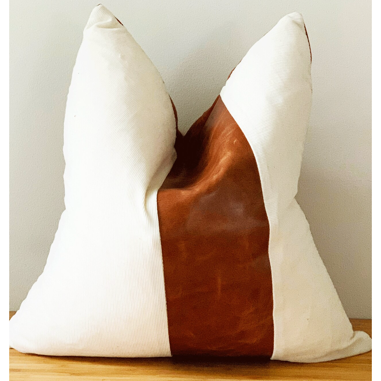 Elegant Vintage Charm Leather Cushion Cover