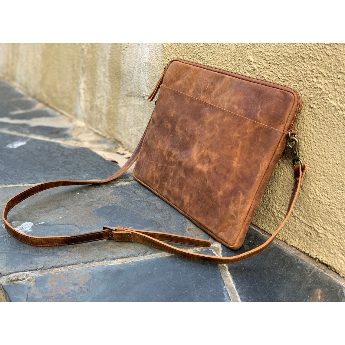 Melbourne Leather Co Handmade Genuine Leather macbook sleeve case for 12 13 15 inch macbook / Fathers day Gift for him macbook air 13 15 inch sleeve case - LB09